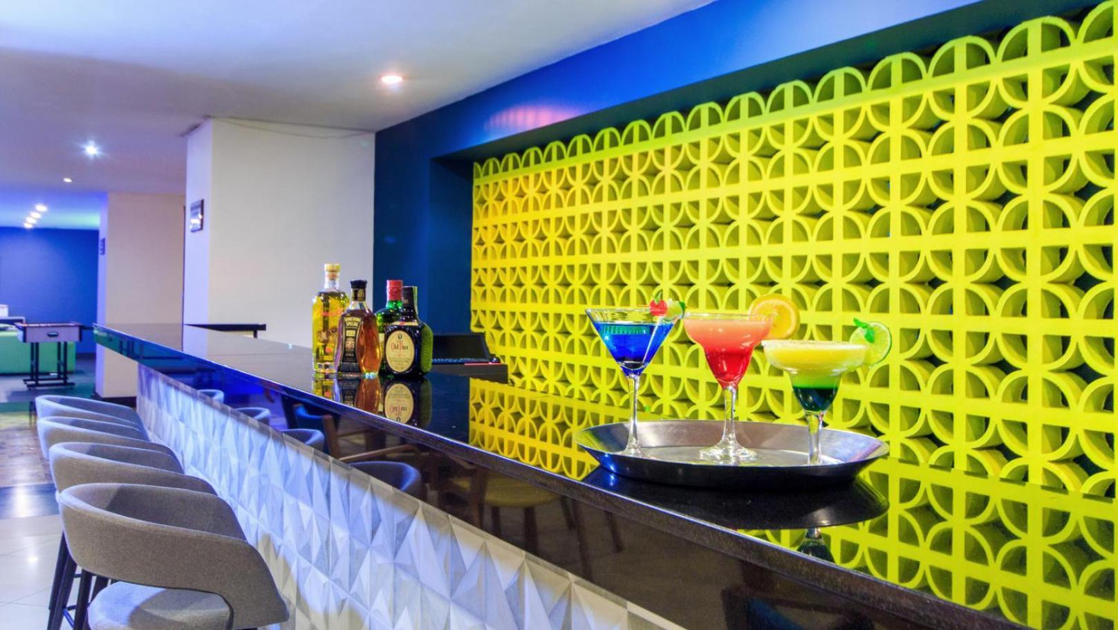 Pop Art Hotel Las Colinas Манісалес Екстер'єр фото